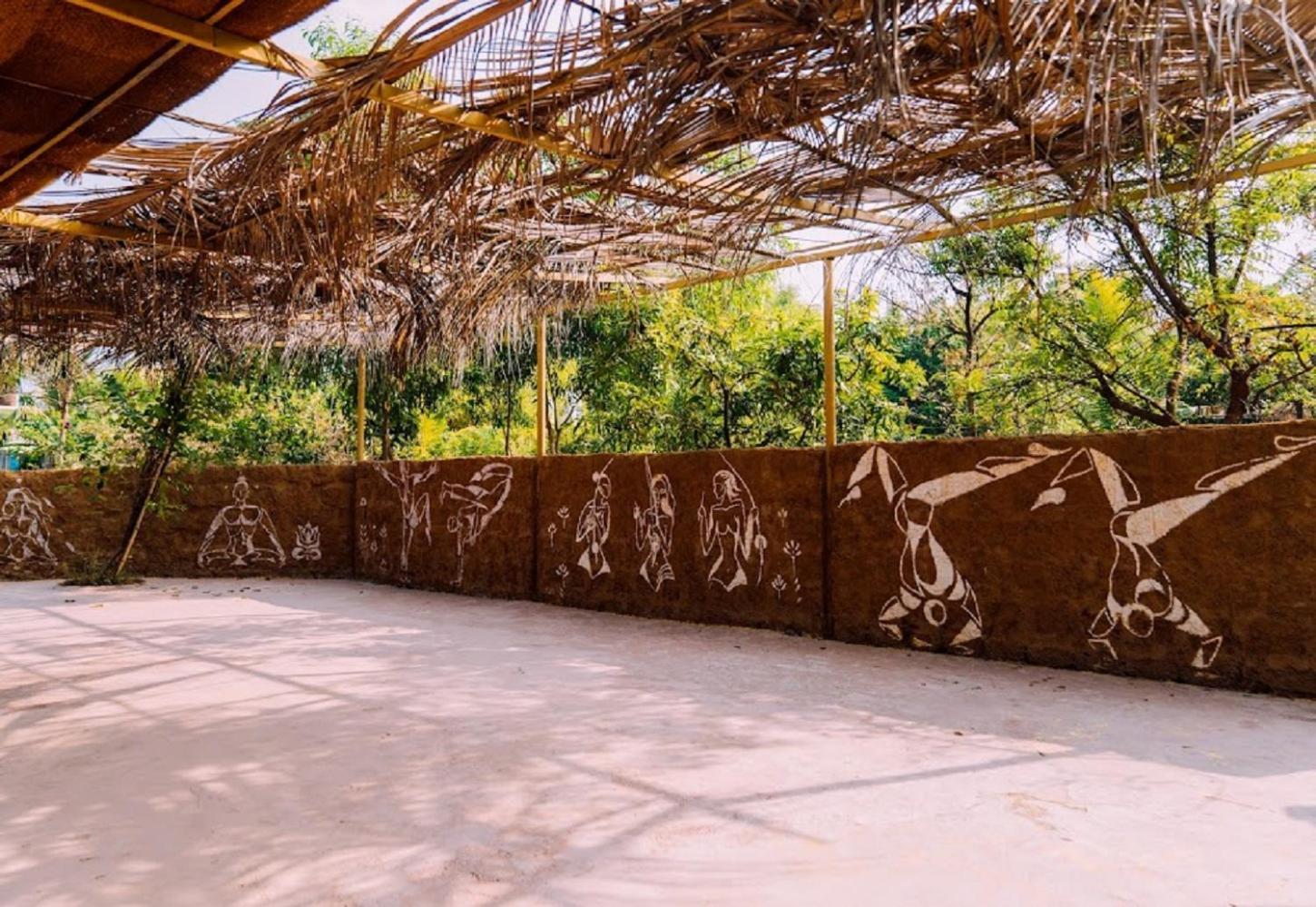 Jamboree Creek Yoga Mandrem Exterior foto